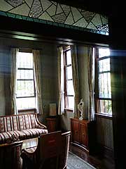 s100627c.jpg