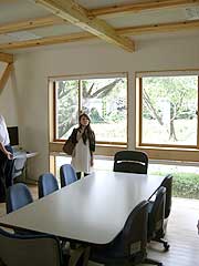 s111023f.jpg