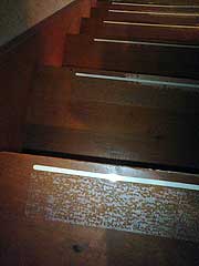 s120428c.jpg
