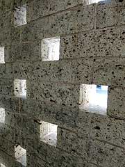 s120501e.jpg